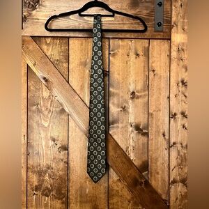 Fendi 100% Silk Green Patterned Tie